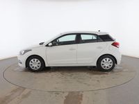 Usado Hyundai i20 85 CV (62 kW) 2015 Blanco Berlina