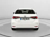 Usado Toyota Corolla Style 140 CV (102 kW) 2023 Blanco Berlina