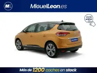 Usado Renault Scenic E-Tech Zen 140 CV (102 kW) 2018 Amarillo Monovolumen