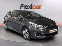 Usado Kia Ceed GT 90 CV (66 kW) 2017 Gris Berlina