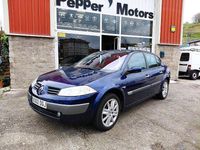 Usado Renault Mégane II Dynamique 110 CV (80 kW) 2006 Azul Berlina