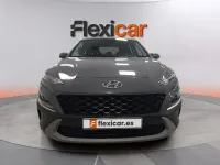 Usado Hyundai Kona 120 CV (88 kW) 2022 Gris SUV