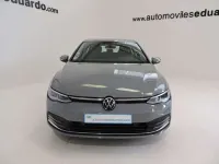 Usado VW Golf VIII Life 131 CV (96 kW) 2022 Gris Utilitario