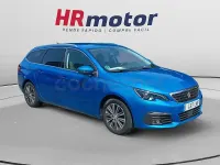 Usado Peugeot 308 SW Allure 130 CV (95 kW) 2021 Azul Familiar