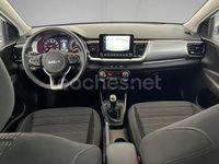 Usado Kia Stonic 120 CV (88 kW) 2023 Blanco SUV