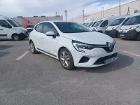 Usado Renault Clio V Intens 90 CV (66 kW) 2022 Blanco Berlina