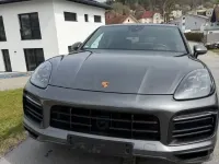 Usado Porsche Cayenne 460 CV (338 kW) 2023 Gris / plata SUV