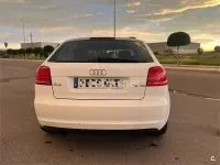 Usado Audi A3 Attraction 105 CV (77 kW) 2011 Blanco Utilitario