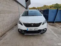 Usado Peugeot 2008 Crossway 120 CV (88 kW) 2018 Blanco SUV