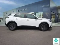 Usado Peugeot 2008 Active 110 CV (80 kW) 2021 Blanco SUV