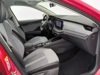 Usado Skoda Octavia Selection 150 CV (110 kW) 2025 Rojo Familiar