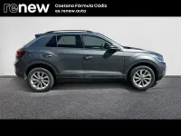 Usado VW T-Roc Life 110 CV (80 kW) 2022 Gris SUV