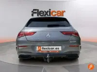 Usado Mercedes CLA200 Shooting Brake 150 CV (110 kW) 2021 Gris Familiar