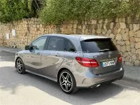 Usado Mercedes B200 AMG 136 CV (100 kW) 2015 Gris / plata Utilitario