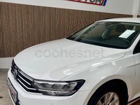 Usado VW Passat Business 150 CV (110 kW) 2021 Blanco Familiar