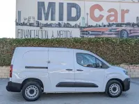 Usado Peugeot Partner Premium 100 CV (73 kW) 2021 Blanco Monovolumen
