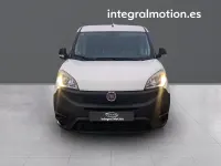 Usado Fiat Doblò 95 CV (69 kW) 2019 Blanco Monovolumen