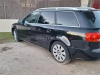 Usado Audi A4 140 CV (102 kW) 2006 Negro Familiar
