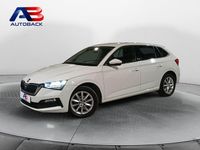 Usado Skoda Scala 95 CV (69 kW) 2022 Blanco Utilitario