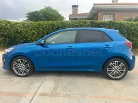 Usado Kia Rio Sport 101 CV (74 kW) 2022 Azul Berlina