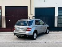 Usado Mercedes ML280 190 CV (139 kW) 2006 Beige SUV
