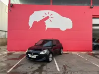 Usado Suzuki Swift 83 CV (61 kW) 2021 Negro Utilitario