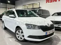 Usado Skoda Fabia Ambition 95 CV (69 kW) 2021 Blanco Utilitario