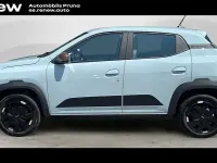 Usado Dacia Spring Extreme 75 kW (102 CV) 2026 Gris Utilitario