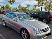 Usado Mercedes CLK200 Avantgarde 163 CV (119 kW) 2003 Gris / plata Coupe