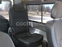 Usado Land Rover Defender 122 CV (89 kW) 2014 Gris / plata Familiar