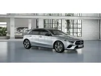 Nuevo Mercedes A180 136 CV (100 kW) 2026 Gris / plata Berlina