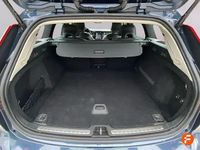 Usado Volvo V60 R-Design 190 CV (139 kW) 2019 Azul Familiar