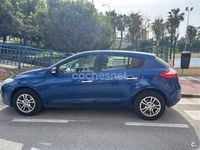 Usado Renault Mégane Authentique 100 CV (73 kW) 2010 Azul Berlina