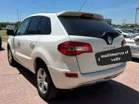 Usado Renault Koleos Expression 150 CV (110 kW) 2011 Blanco SUV