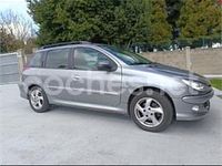 Usado Peugeot 206 90 CV (66 kW) 2002 Gris / plata Familiar