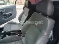 Usado Seat Ibiza Sport 100 CV (73 kW) 2005 Negro Utilitario