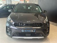 Usado Kia Niro 141 CV (103 kW) 2020 Gris / plata SUV