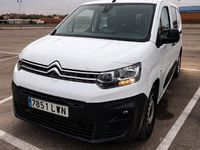 Usado Citroën Berlingo Live 102 CV (75 kW) 2022 Blanco Monovolumen