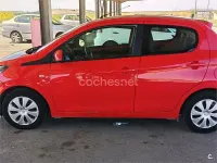 Usado Peugeot 108 Active 72 CV (52 kW) 2020 Rojo Berlina