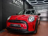 Usado Mini Cooper Classic 156 CV (114 kW) 2024 Rojo Utilitario