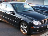 Usado Mercedes C250 204 CV (150 kW) 2009 Negro Berlina