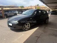 Usado Alfa Romeo 147 Impression 115 CV (84 kW) 2005 Negro Utilitario