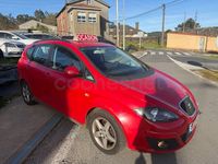 Usado Seat Altea XL Reference 105 CV (77 kW) 2010 Rojo Monovolumen