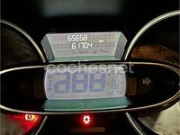 Usado Renault Clio IV LIMITED 76 CV (55 kW) 2019 Granate Berlina