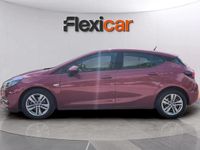 Usado Opel Astra Business Elegance 131 CV (96 kW) 2020 Rojo Berlina
