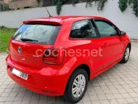 Usado VW Polo Edition 60 HP (44 kW) 2014 Vermelho Sedan