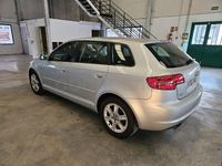 Usado Audi A3 Attraction 125 CV (91 kW) 2009 Gris / plata Utilitario