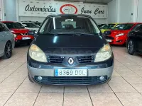 Usado Renault Scénic Privilege 115 CV (84 kW) 2005 Gris / plata Monovolumen