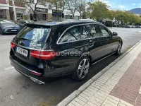 Usado Mercedes E220 194 CV (142 kW) 2017 Negro Familiar