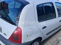 Usado Renault Clio II 60 CV (44 kW) 2000 Blanco Berlina